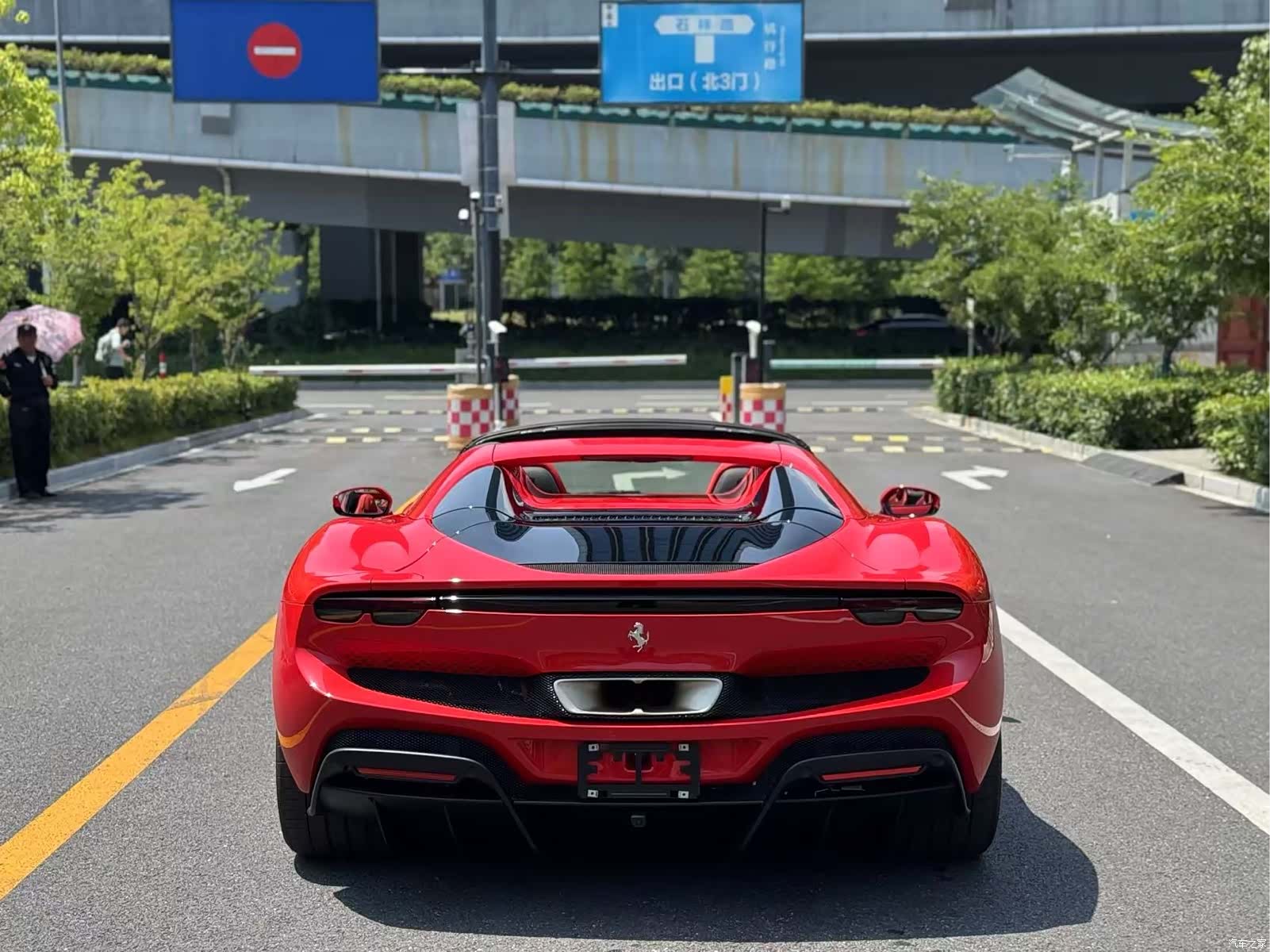Ferrari 296, 2024 8