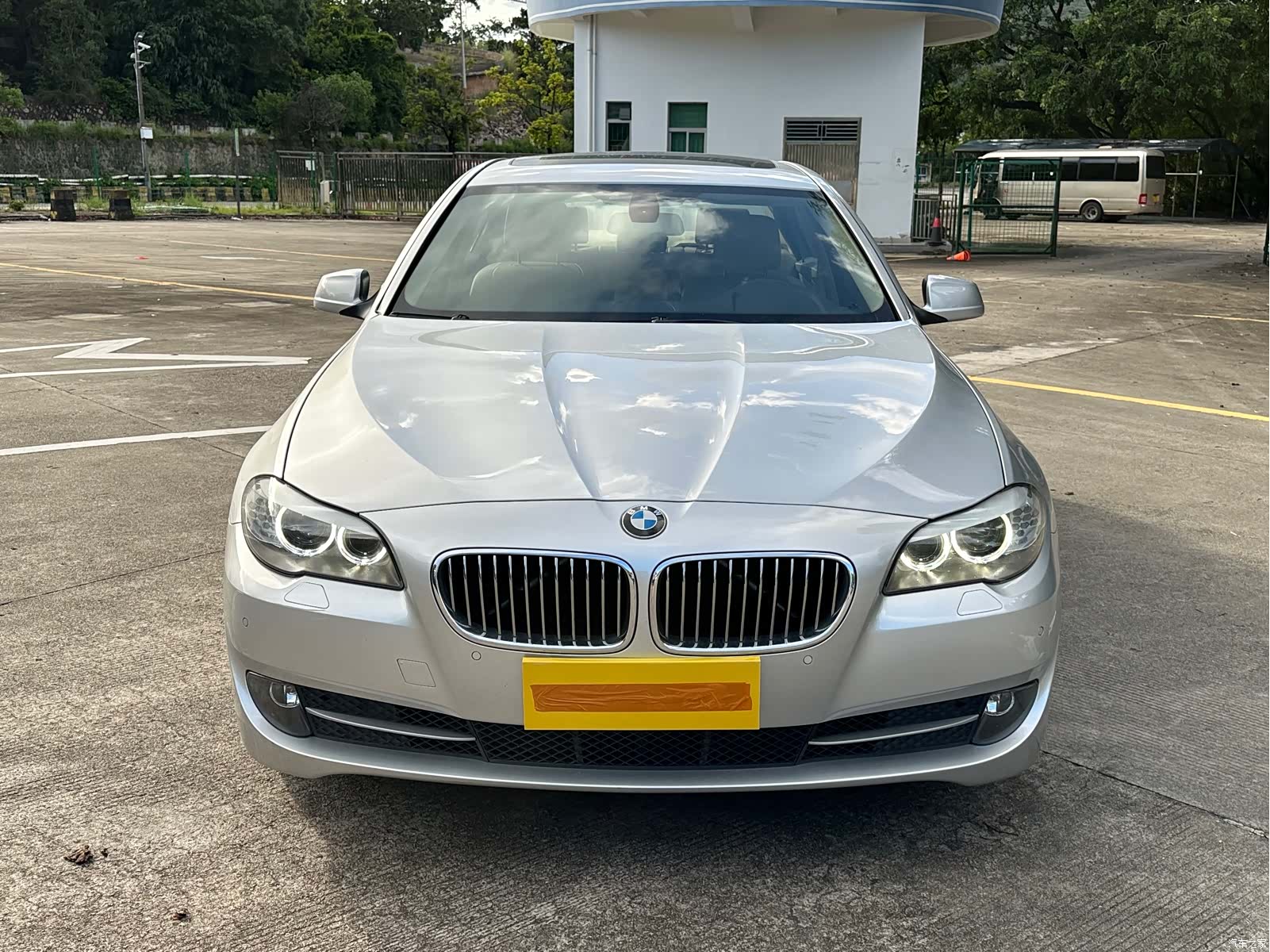 BMW 5 Series, 2011 2