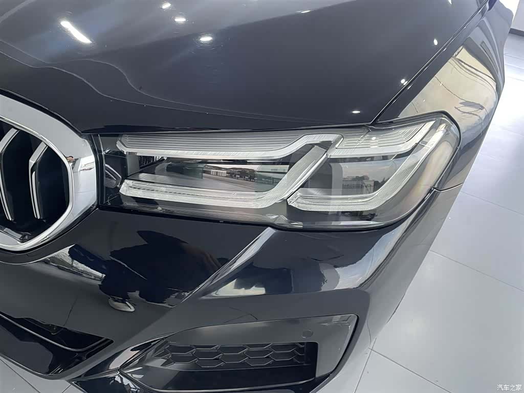 BMW 5 Series, 2022 7