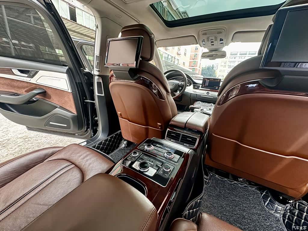 Audi A8L, 2012 9