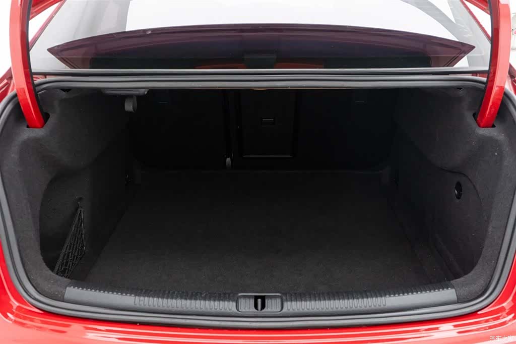 Audi A3, 2018 13