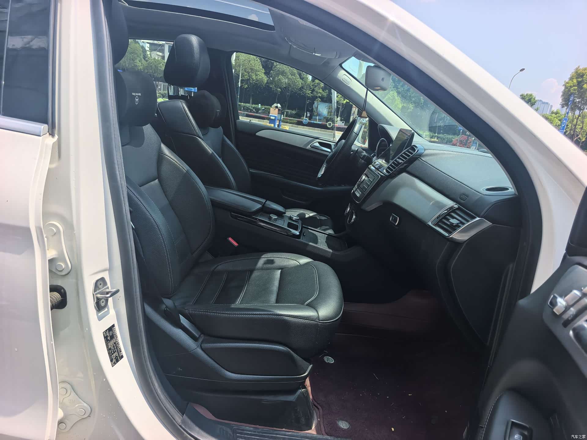 Mercedes-Benz GLE, 2018 13