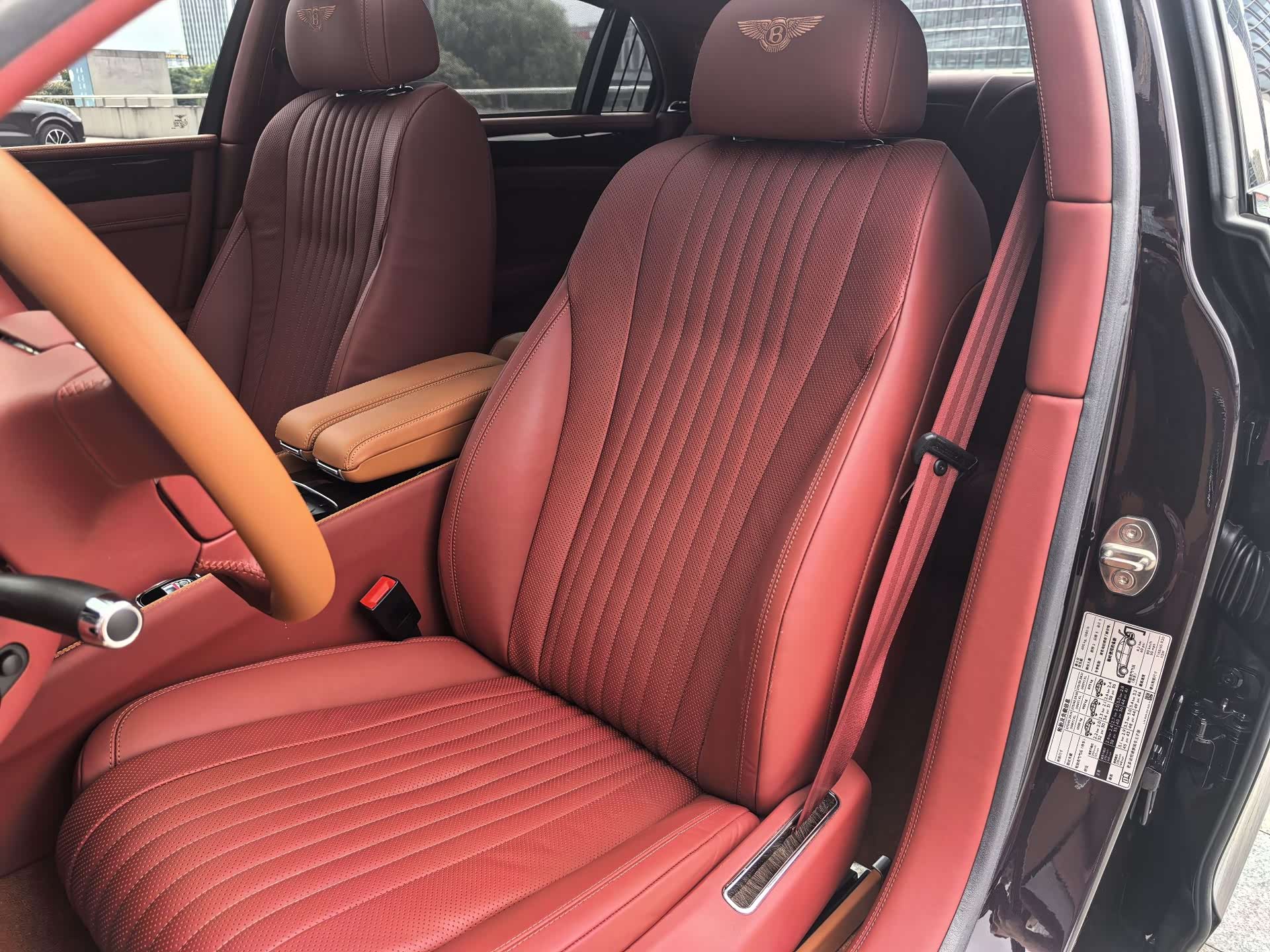 Bentley Flying Spur, 2018 9