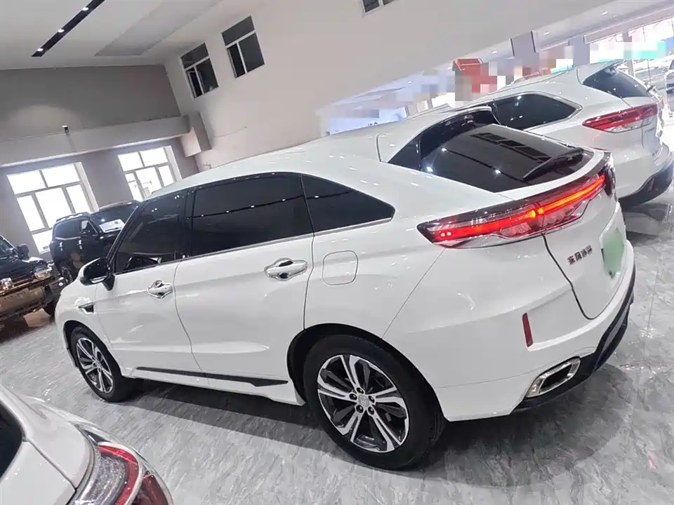 Honda UR-V Honda UR-V