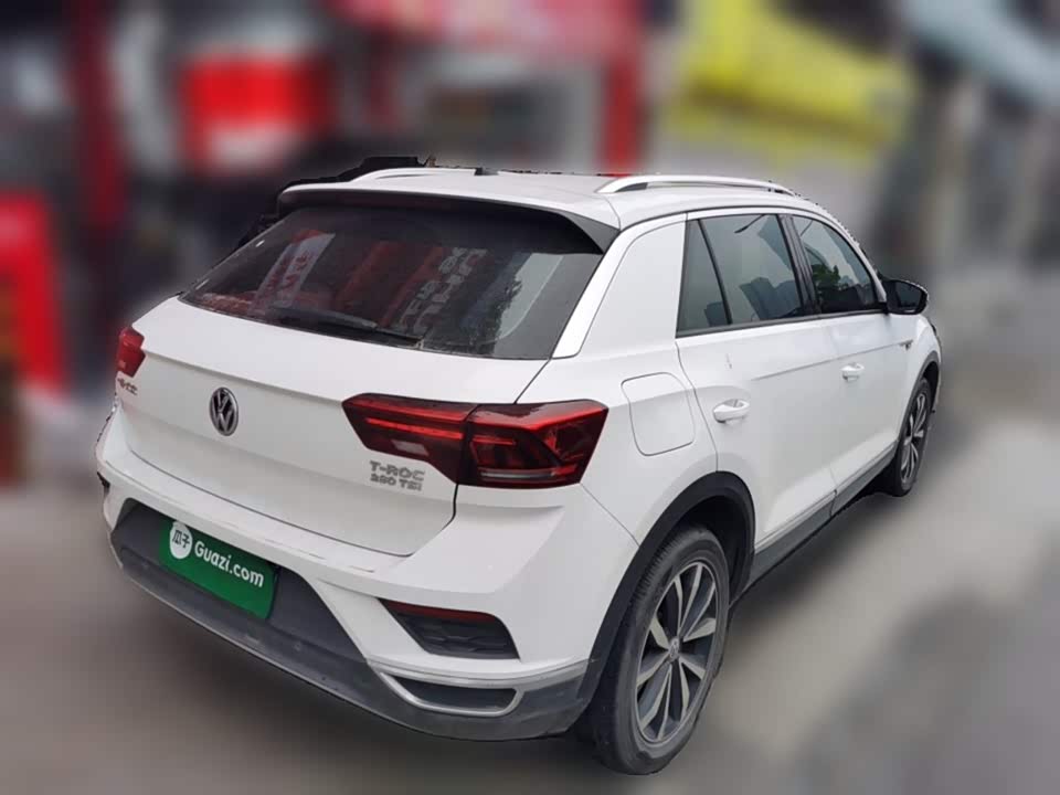 Volkswagen T-ROC exploring Songs