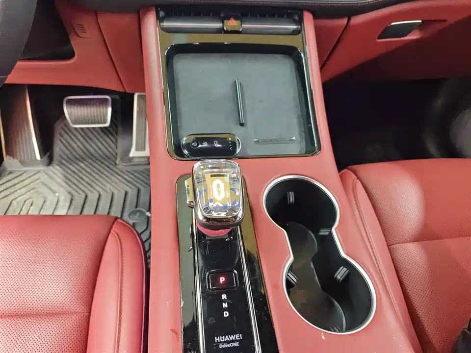 HarmonyOS Ask the world M5