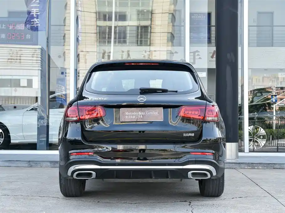 Mercedes-Benz GLC Mercedes-Benz GLC