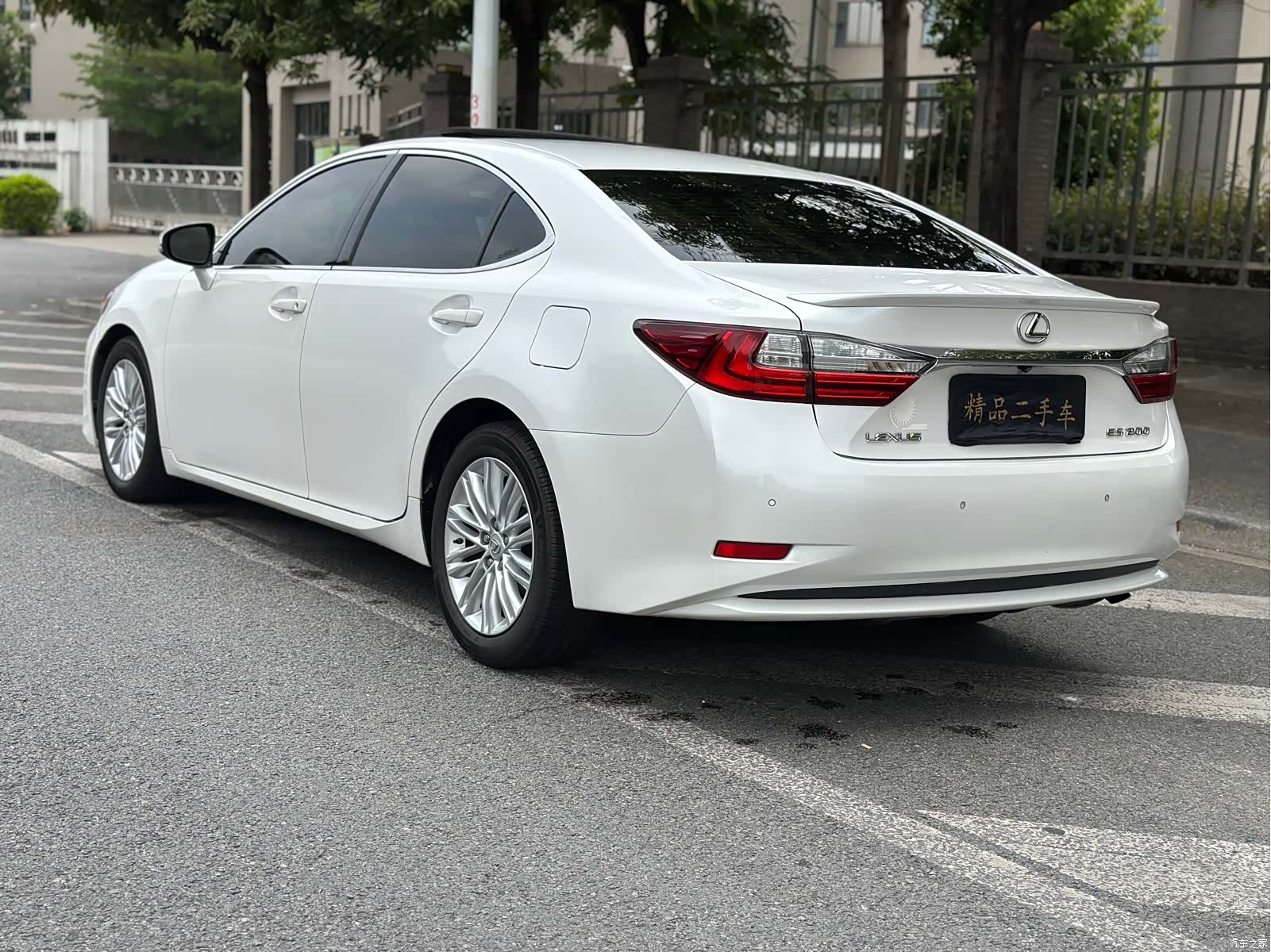 Lexus ES, 2017 14