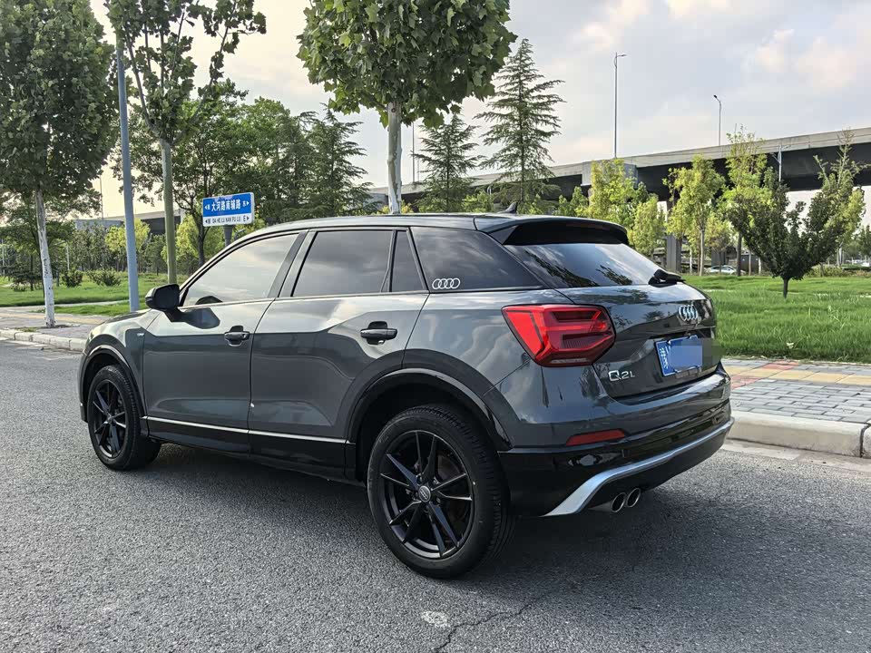 Audi Q2L Audi Q2L