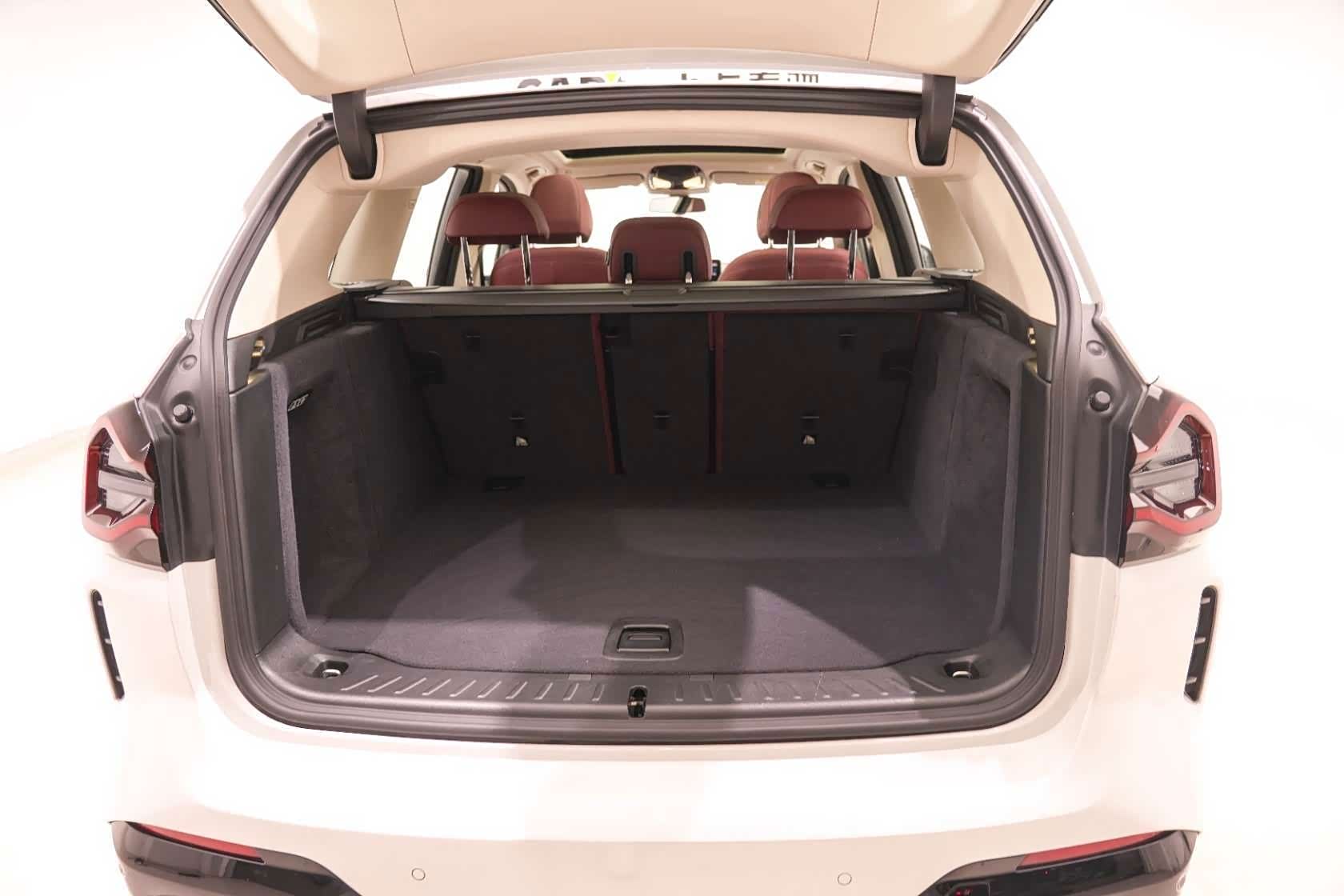 BMW iX3, 2023 24
