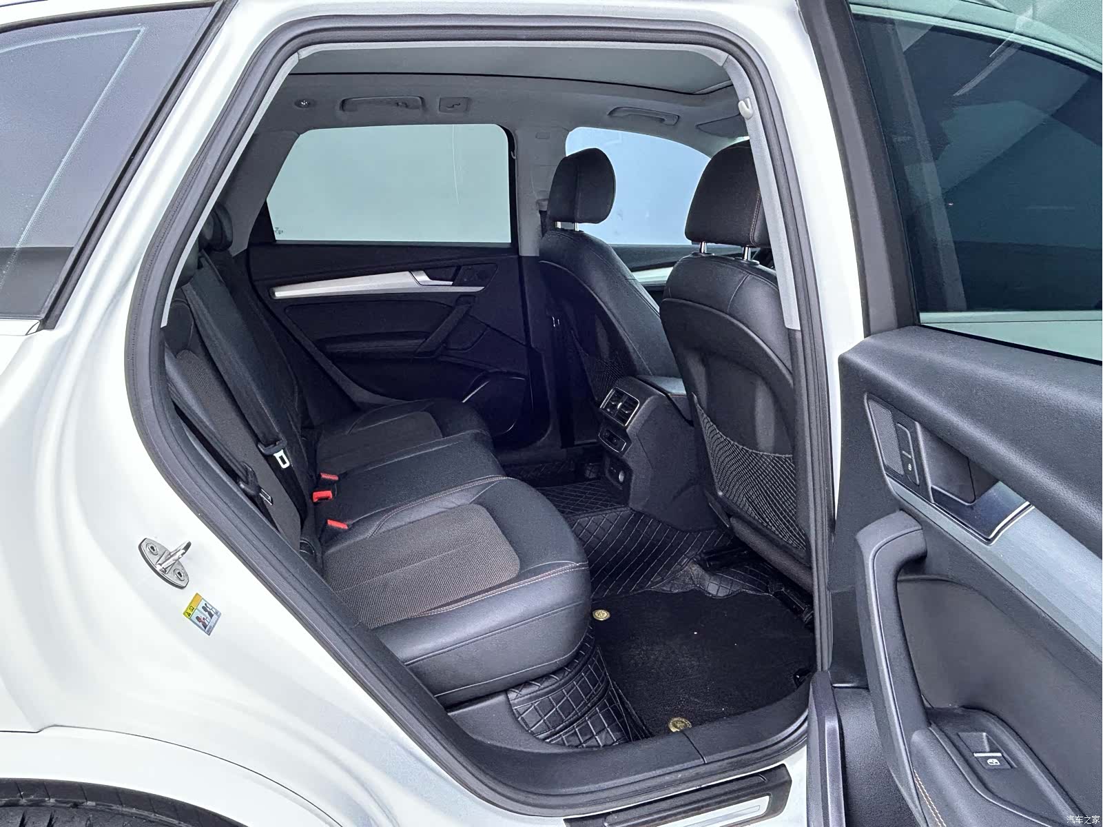 Audi Q5L, 2019 12