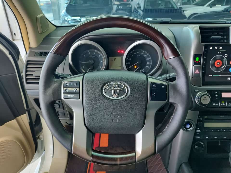 Toyota Prado