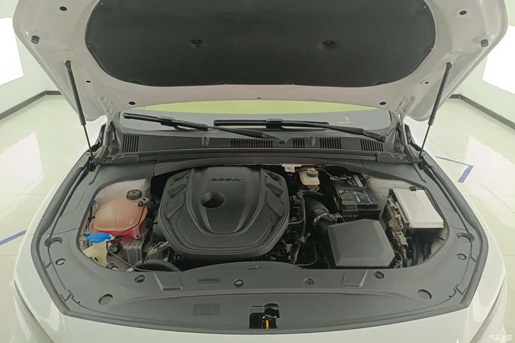 Geely Preface, 2023 10