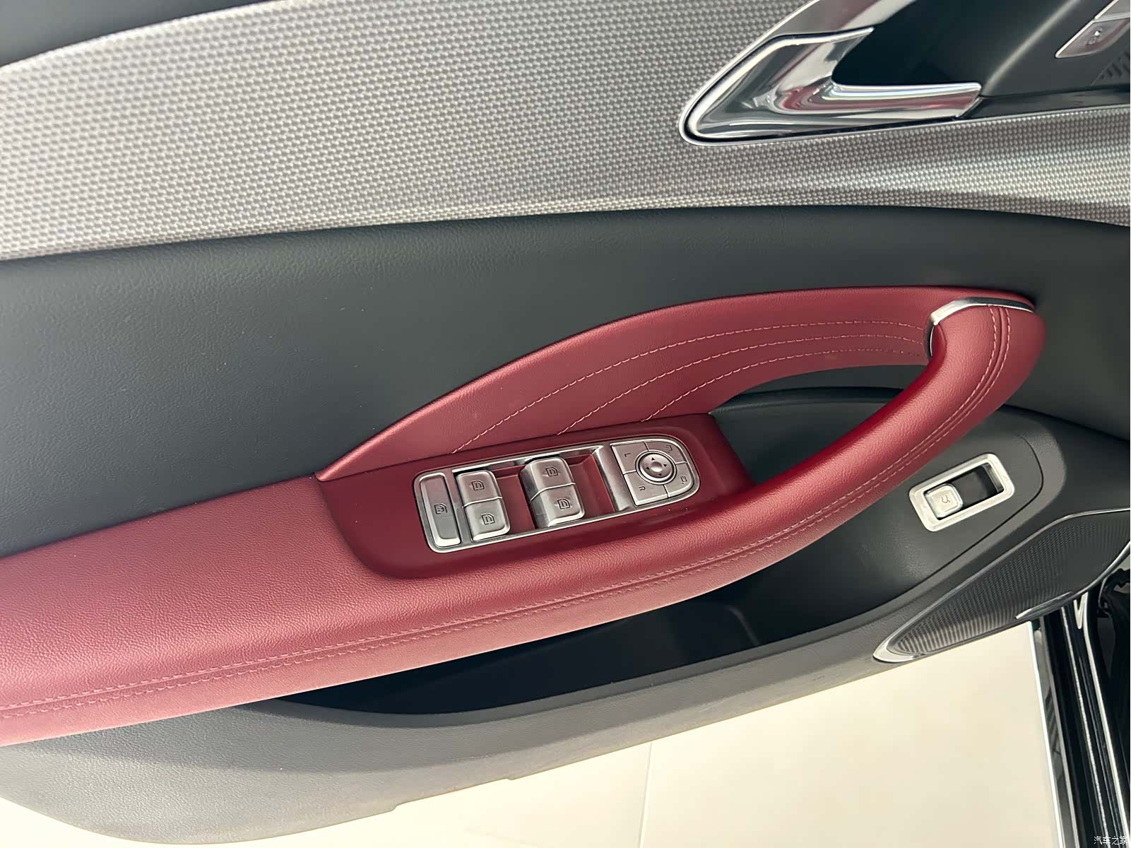 Hongqi H5, 2023 20