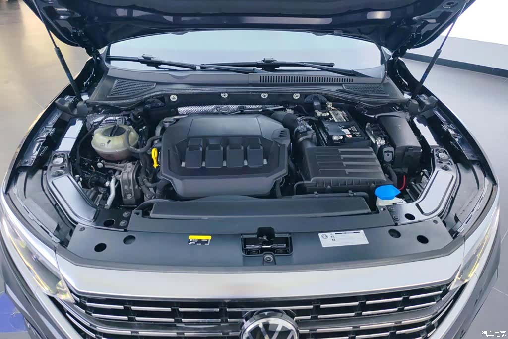 Volkswagen Passat, 2022 10