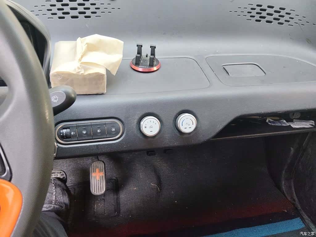 Wuling E100, 2019 9