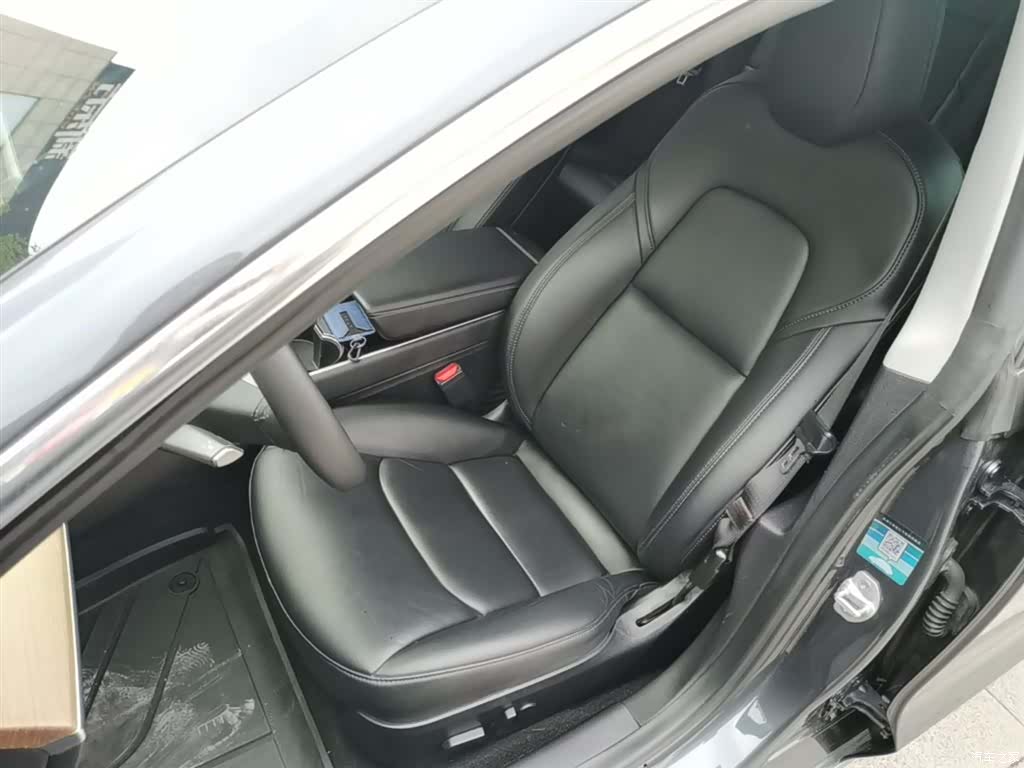Tesla Model 3, 2019 15