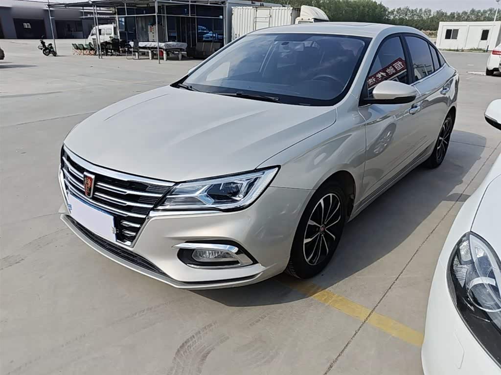 Roewe i5