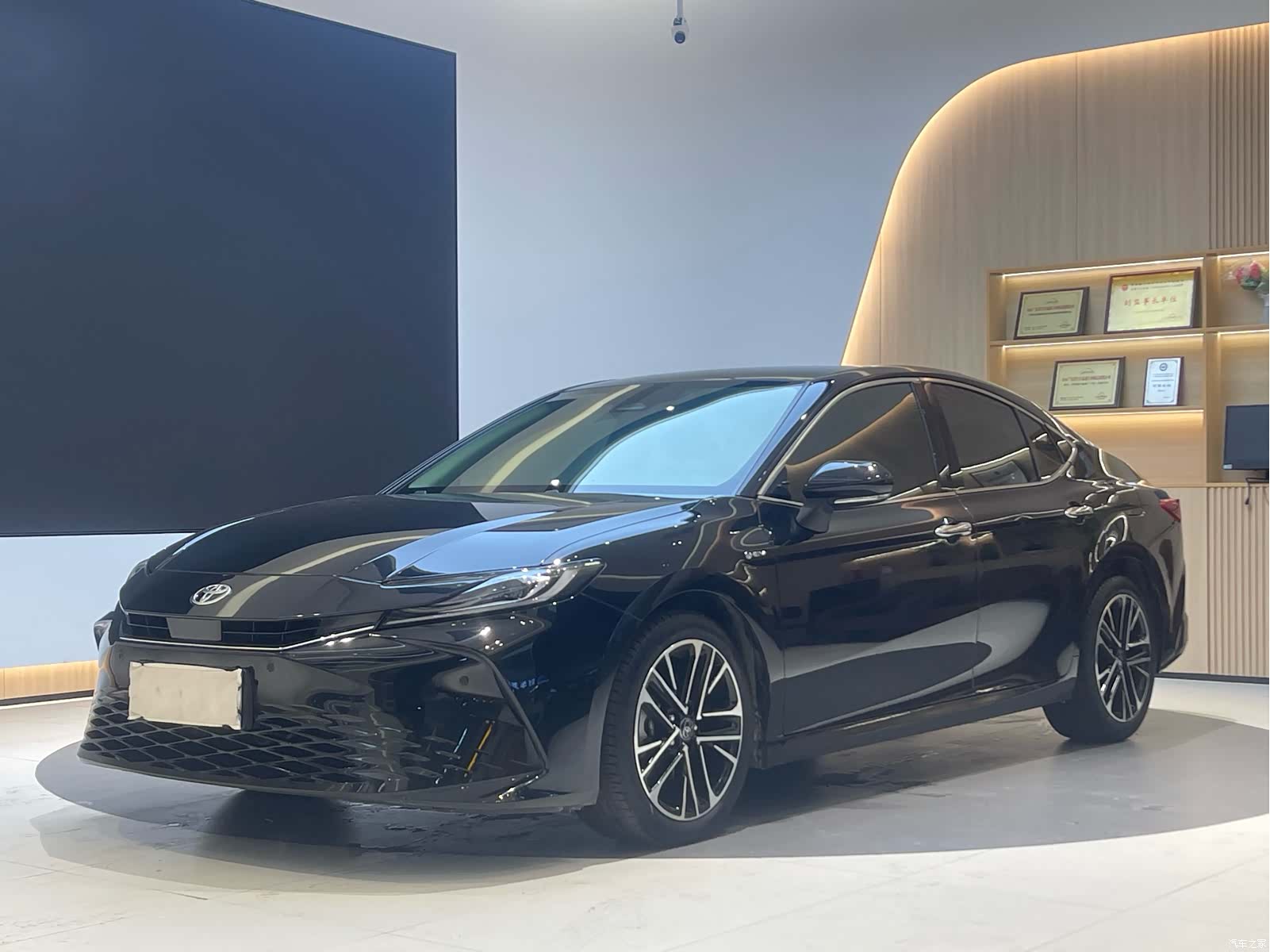 Toyota Camry, 2024 1