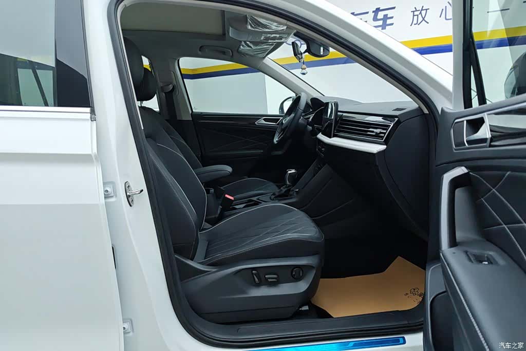 Volkswagen Tiguan L, 2024 8