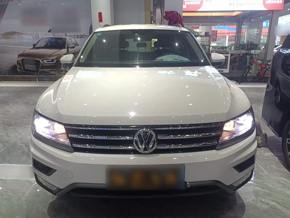 Volkswagen Tiguan L