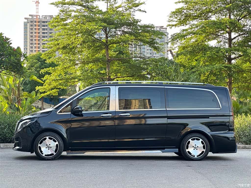 Mercedes-Benz V-Class, 2020 3