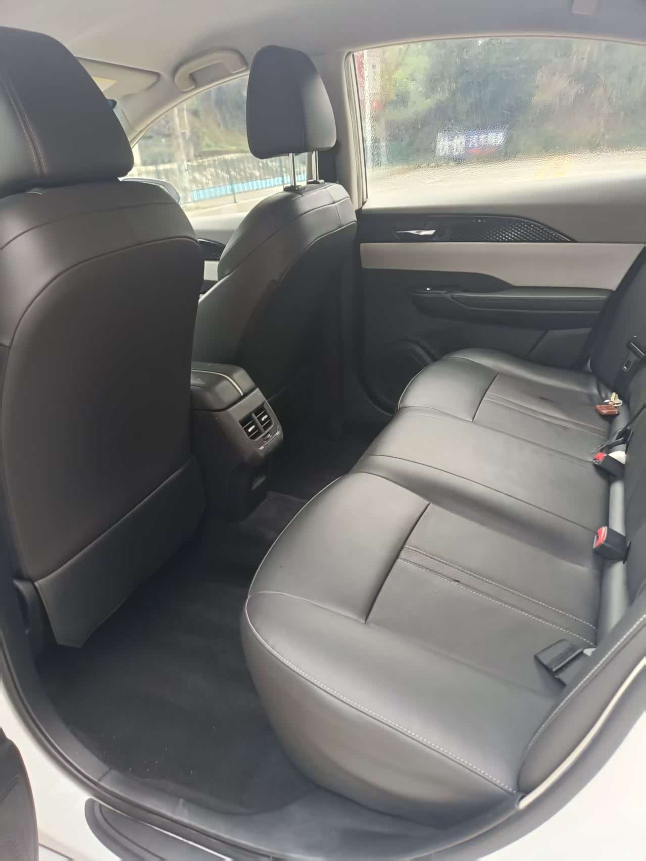DongFeng E70, 2022 все фото