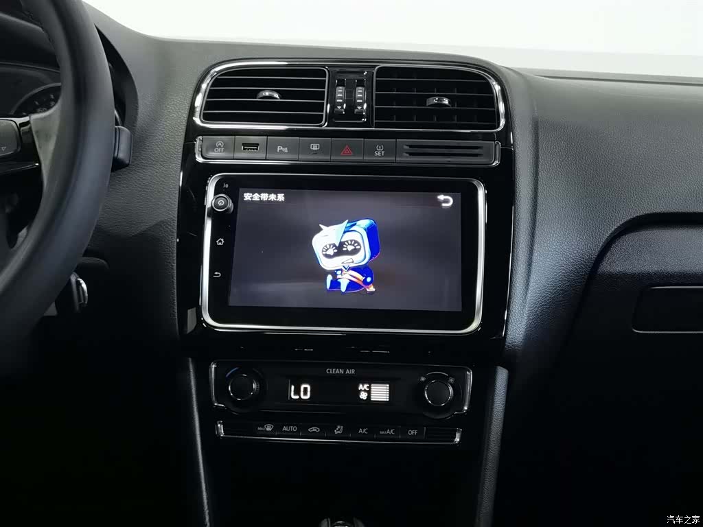 Volkswagen Polo, 2018 12