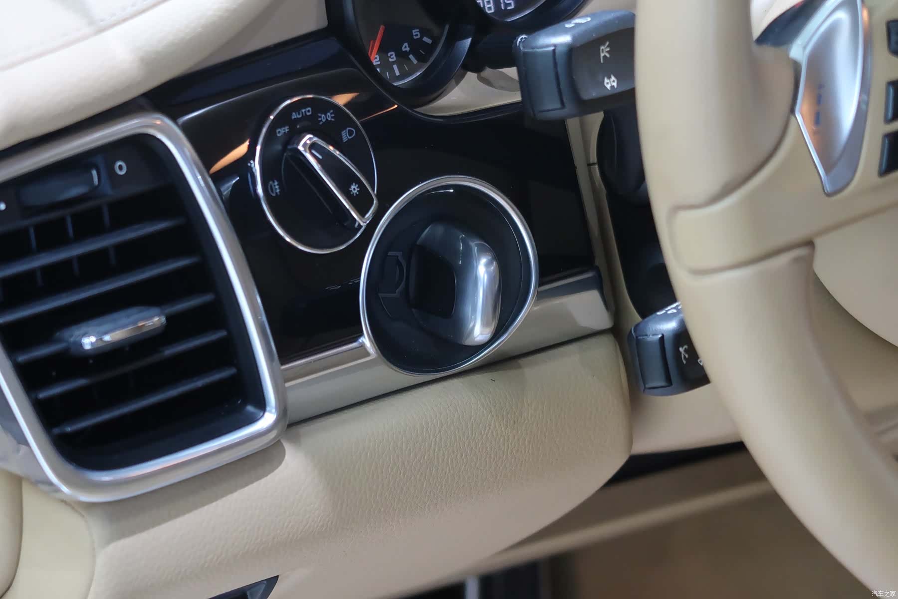 Porsche Panamera, 2015 7
