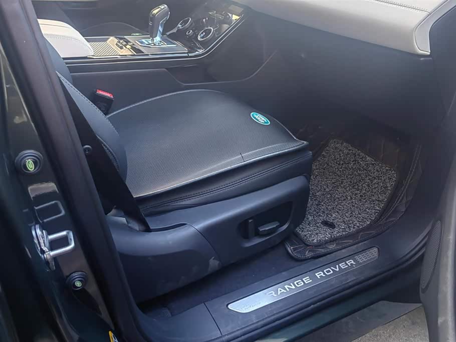 Land Rover Range Rover Aurora