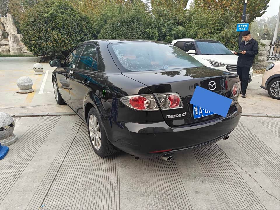Mazda 6