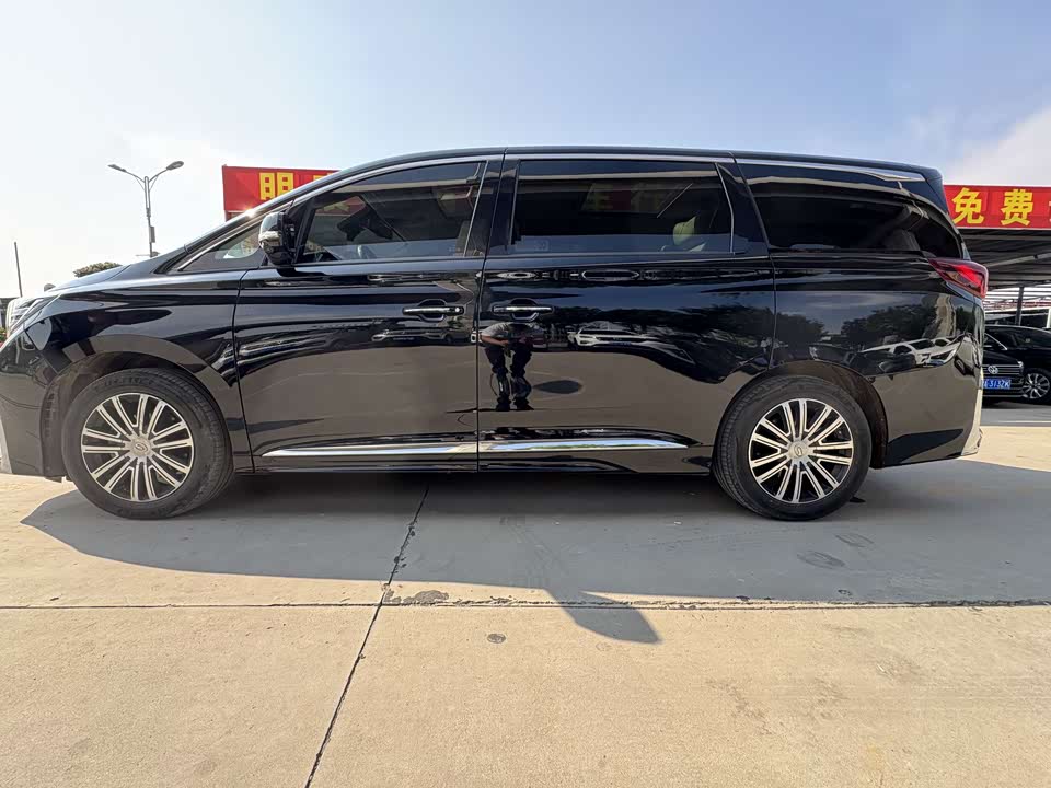 Trumpchi Trumpchi M8