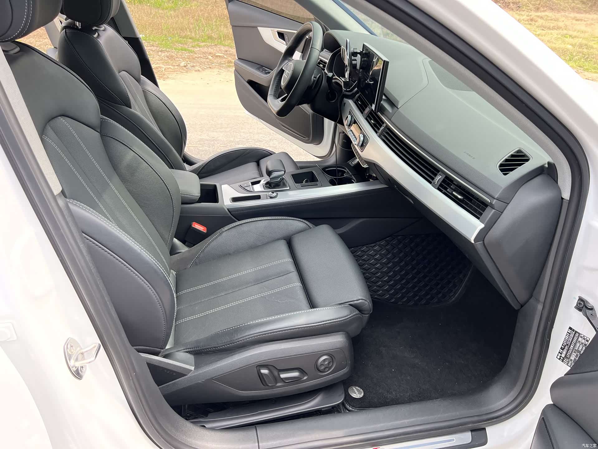 Audi A4L, 2023 15