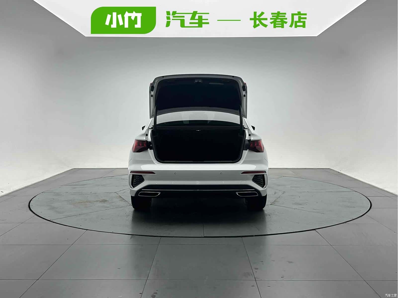 Audi A3, 2023 все фото