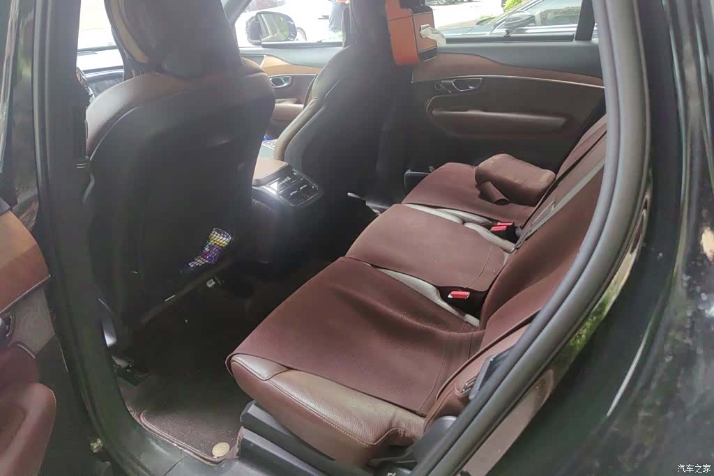 Volvo XC90, 2022 11