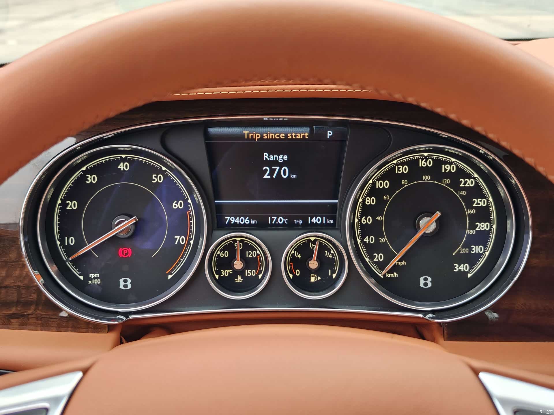Bentley Flying Spur, 2017 9