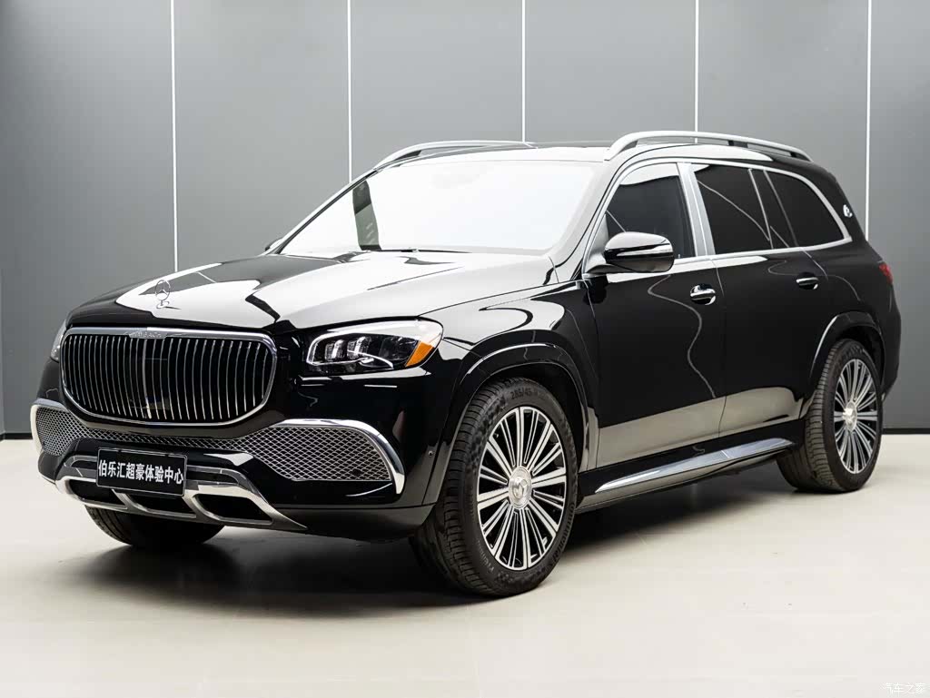 Maybach GLS, 2022 1