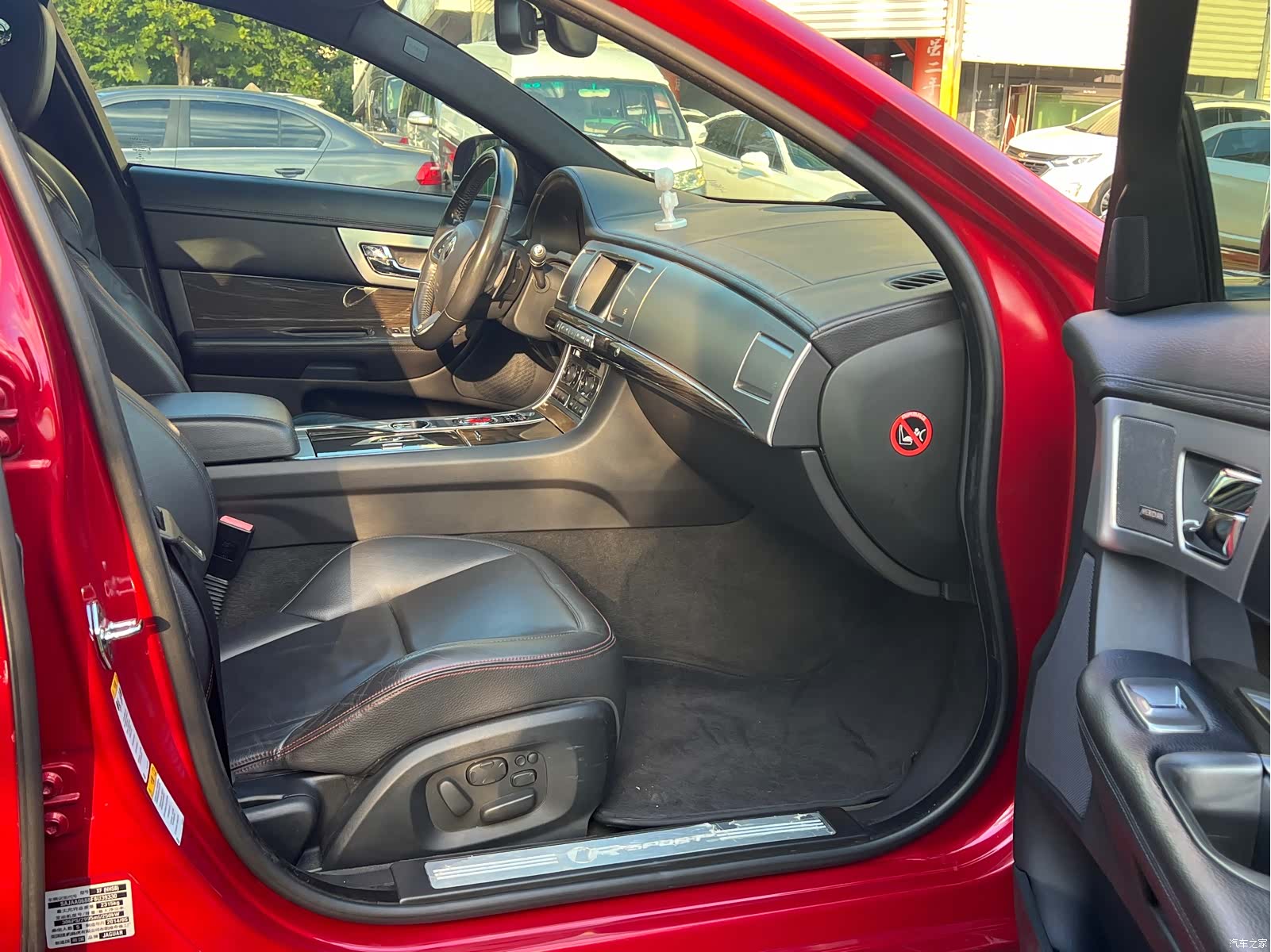 Jaguar XF, 2014 17