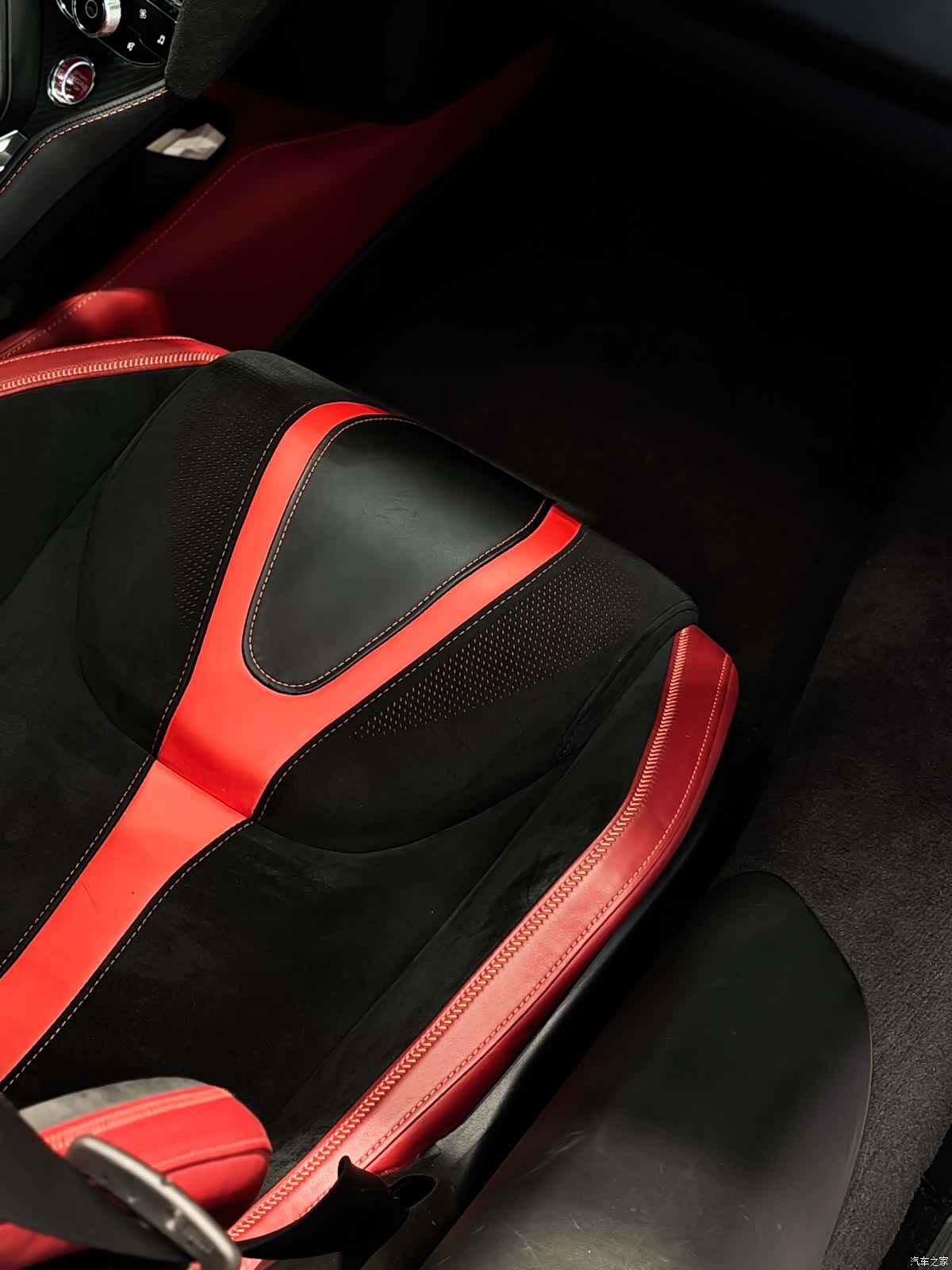McLaren 720S, 2019 21