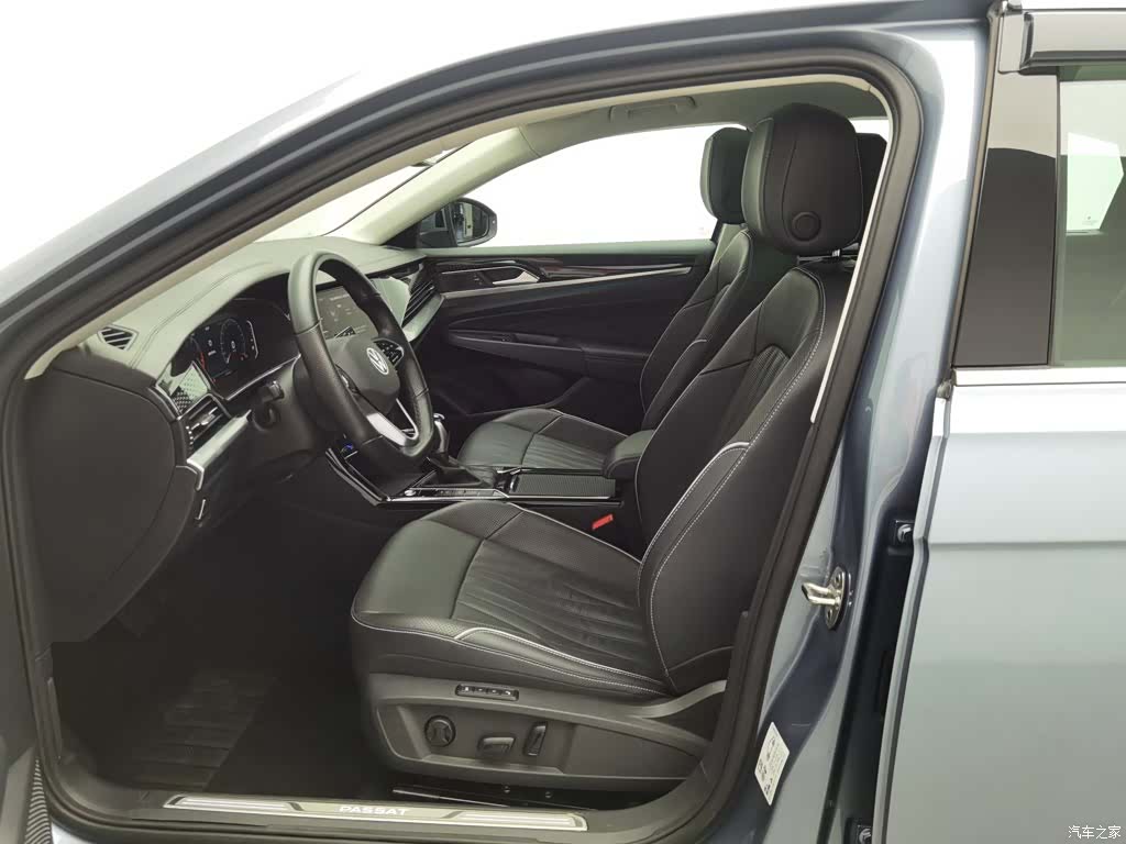 Volkswagen Passat, 2022 10
