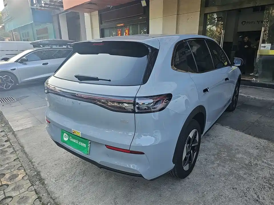 Geely Galaxy Galaxy E5