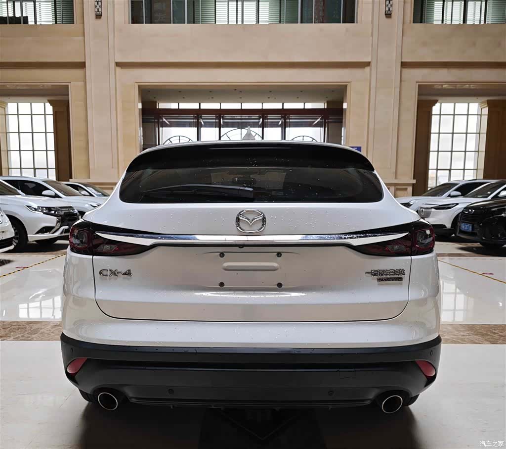 Mazda CX-4, 2022 14