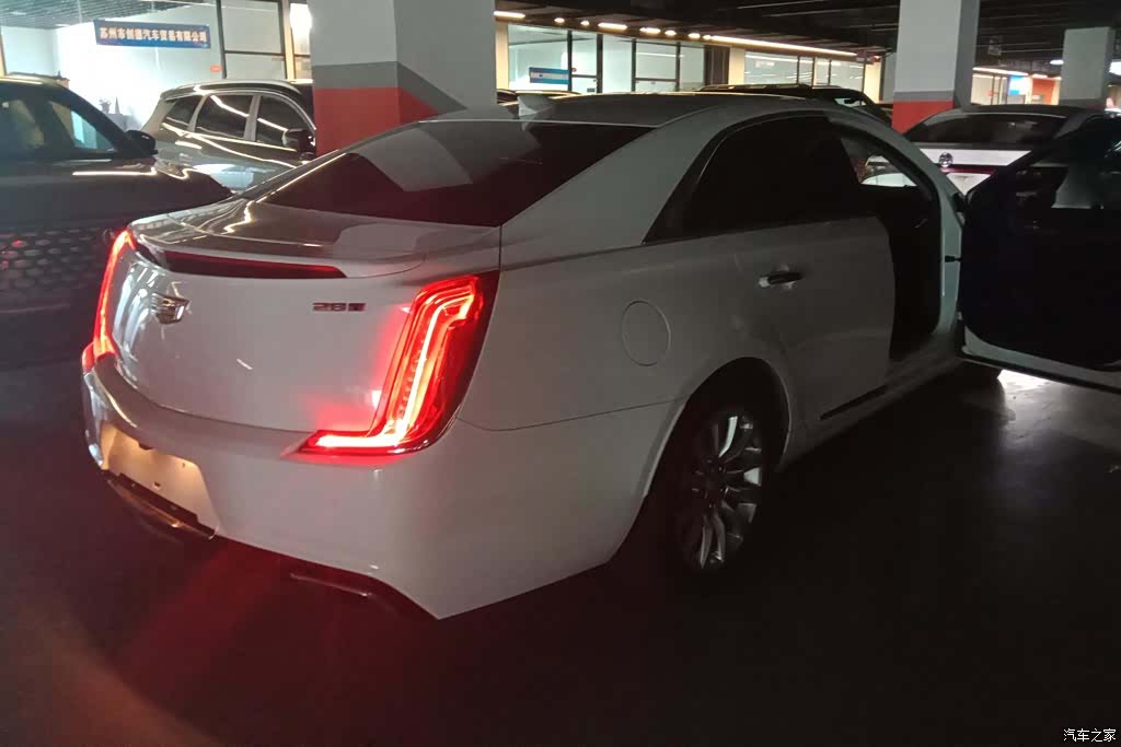Cadillac XTS, 2019 3