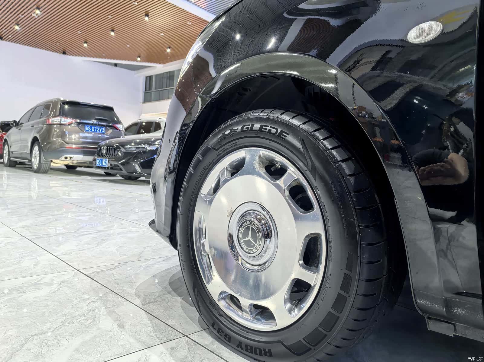 Mercedes-Benz 7, 2021 9