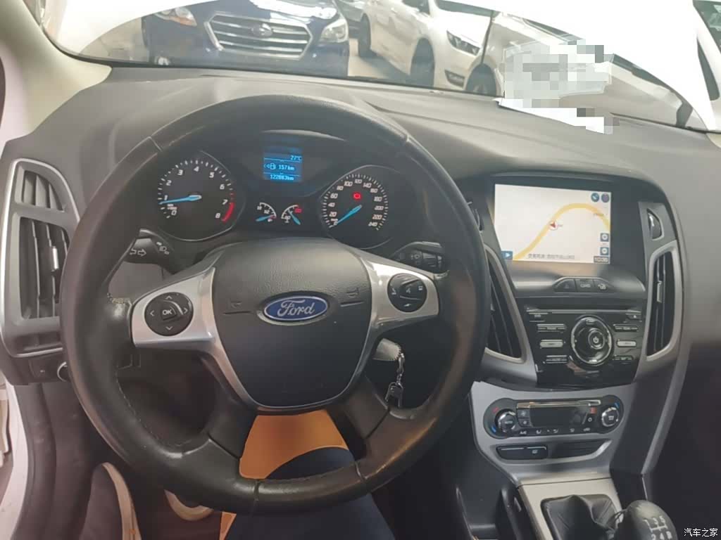 Ford Focus, 2014 10