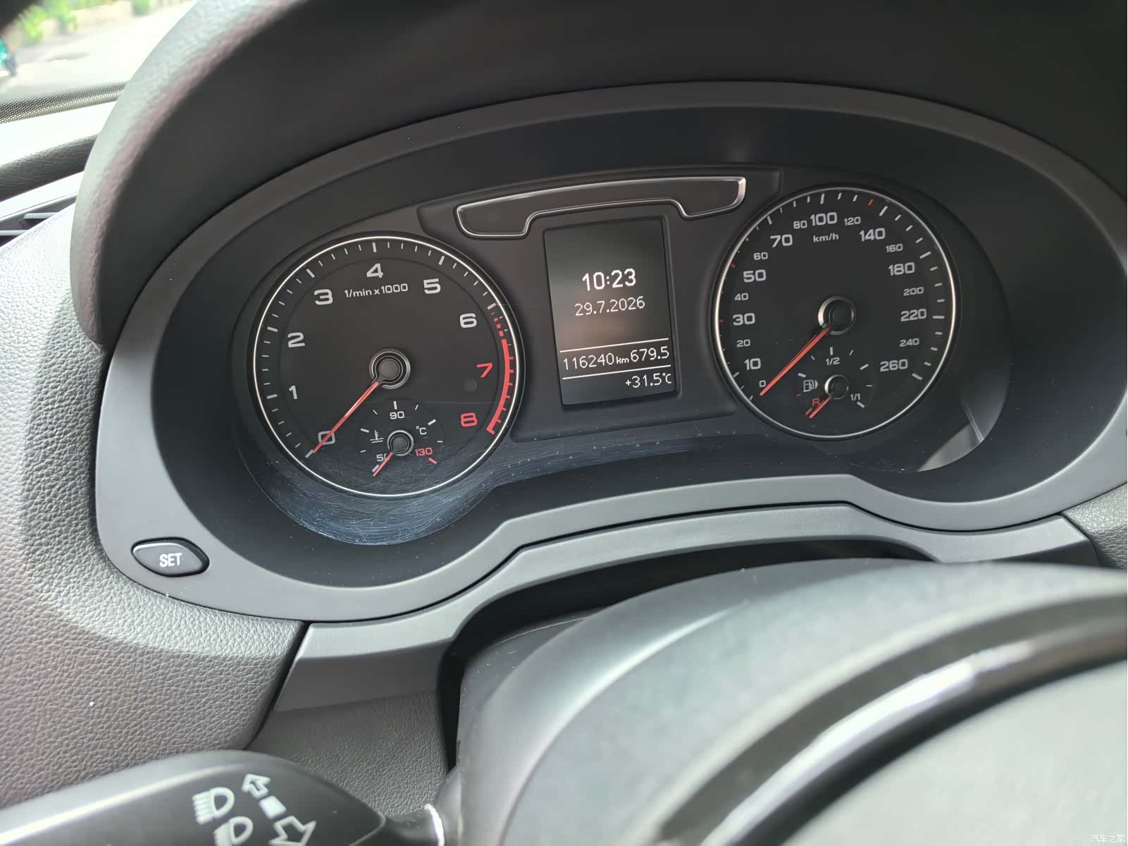 Audi Q3, 2016 11
