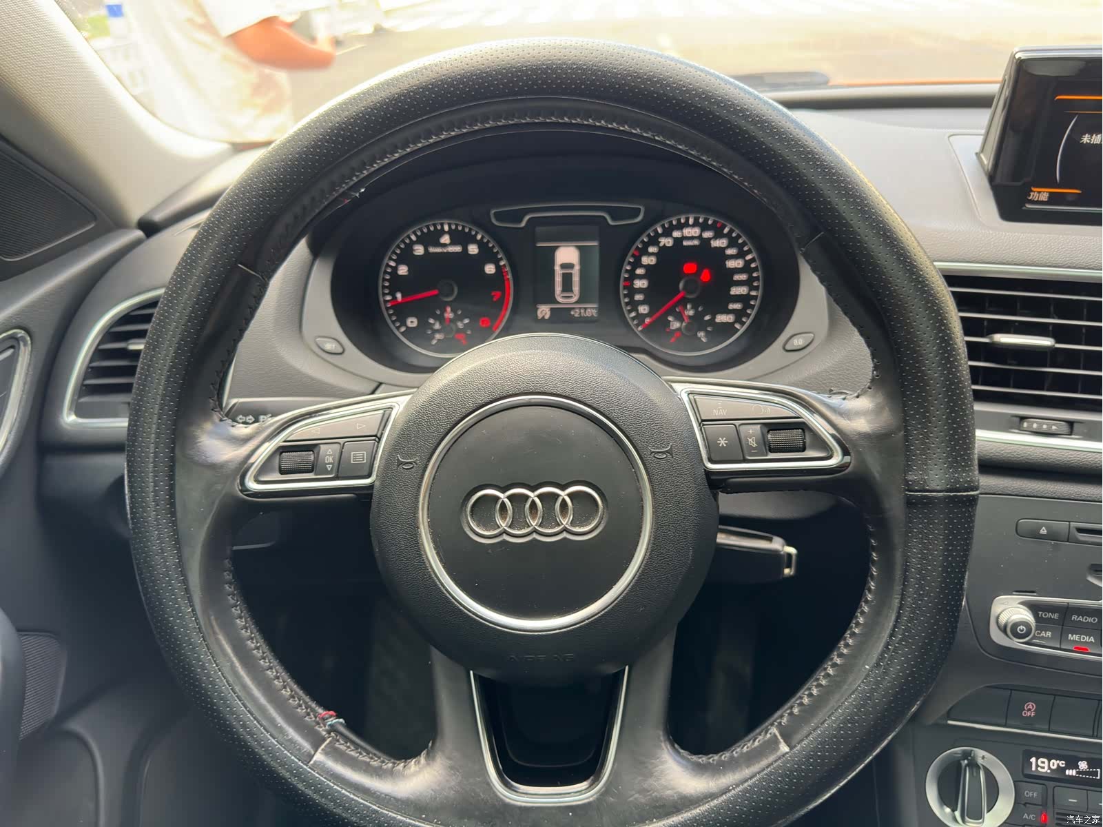 Audi Q3, 2014 9
