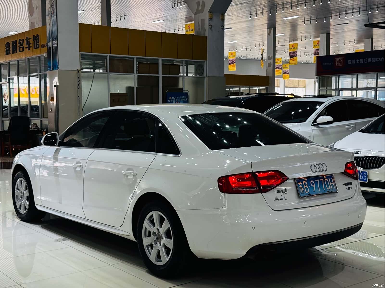 Audi A4L, 2011 12