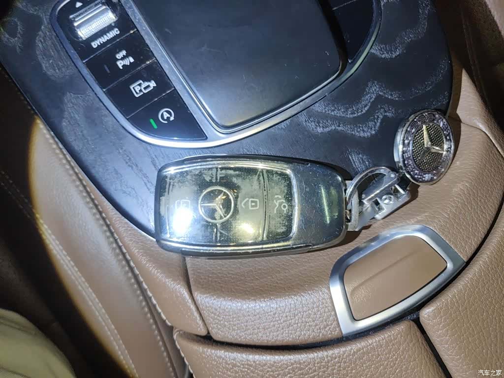 Mercedes-Benz E-Class, 2019 9