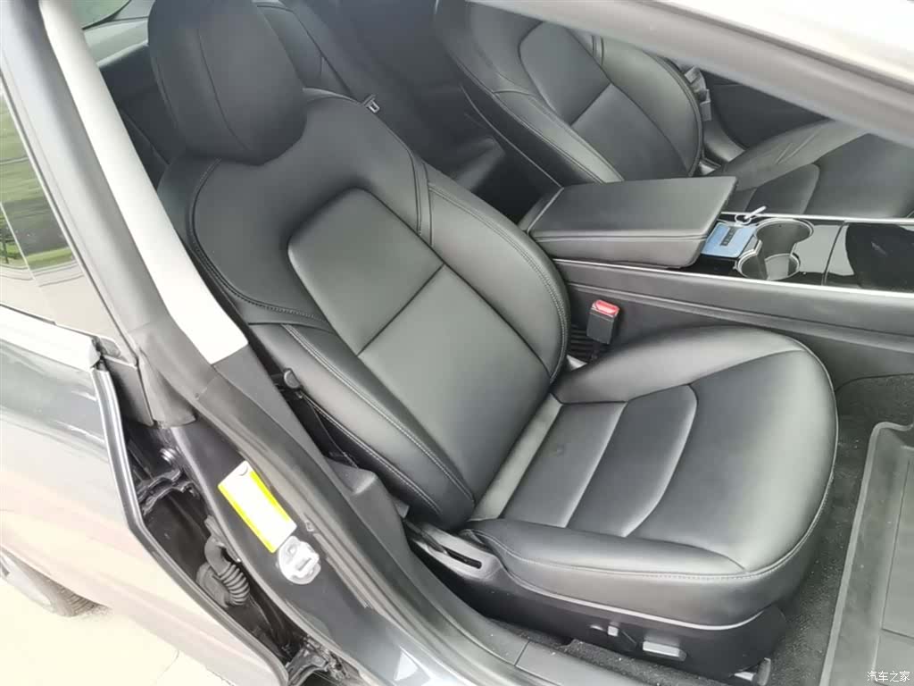 Tesla Model 3, 2019 25